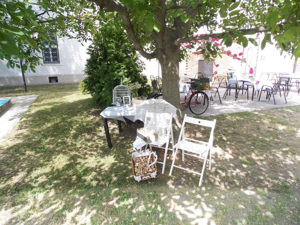 Hotel Aurelius Mikulov Ngoại thất bức ảnh