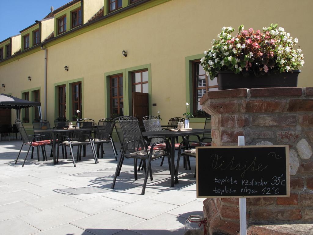 Hotel Aurelius Mikulov Ngoại thất bức ảnh