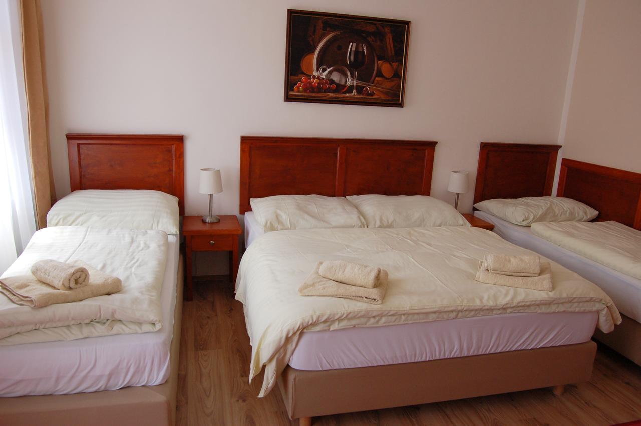 Hotel Aurelius Mikulov Ngoại thất bức ảnh