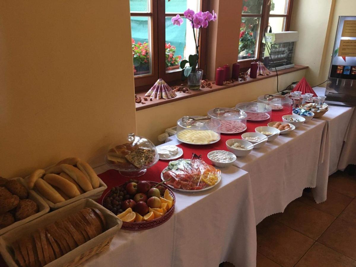 Hotel Aurelius Mikulov Ngoại thất bức ảnh